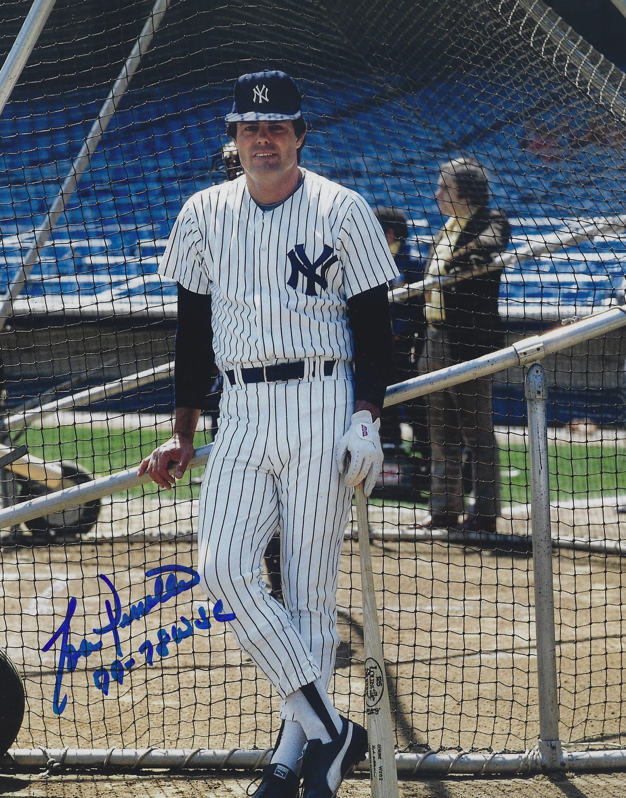 Autographed RICKEY HENDERSON 8X10 New York Yankees photo JSA - Main Line  Autographs