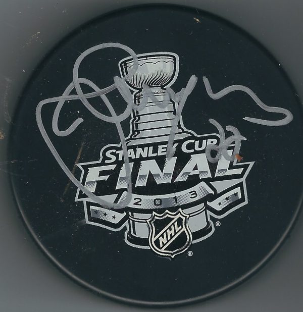 Autographed JAMAL MAYERS Chicago Blackhawks Hockey Puck