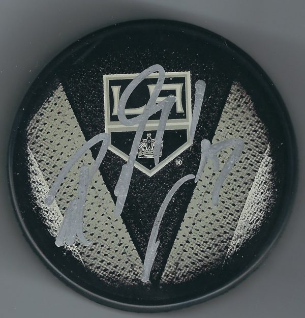 Autographed MILAN LUCIC Los Angeles Kings Hockey Puck