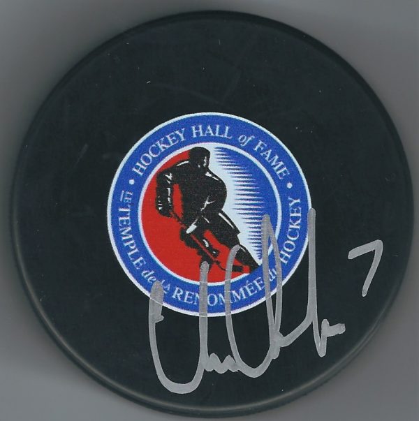 Autographed CHRIS CHELIOS Hall of Fame Hockey Puck