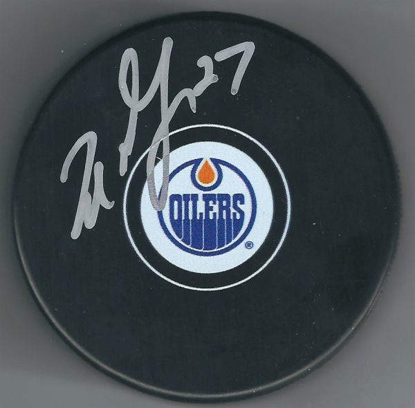 Autographed MILAN LUCIC Edmonton Oilers Hockey Puck