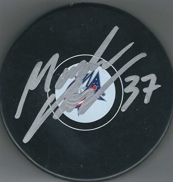 Autographed MARKUS HANNIKAINEN Columbus Blue Jackets Hockey Puck