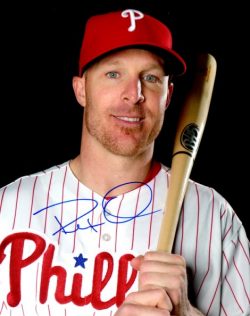 ROY OSWALT Signed Autographed 8 x 10 Baseball Photo Philadelphia