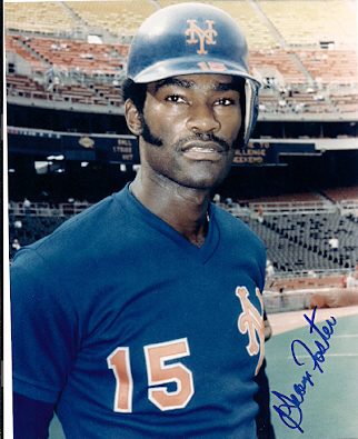 AUTOGRAPHED GEORGE FOSTER New York Mets photo - Main Line Autographs