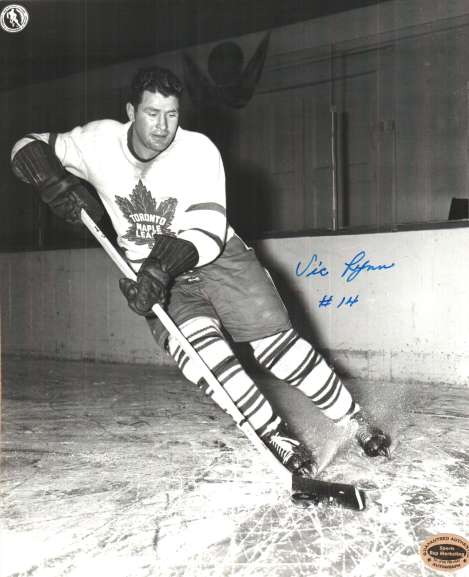 Autographed WAYNE SIMMONDS 8x10 Toronto Maple Leafs Photo - Main Line  Autographs
