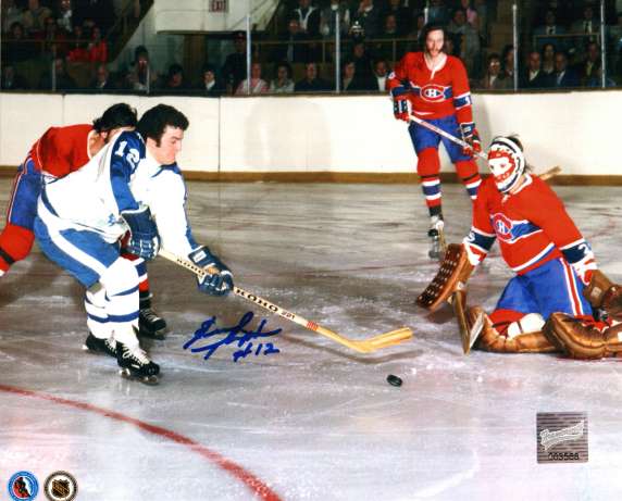 Autographed ERROL THOMPSON Maple Leafs photo - Main Line Autographs