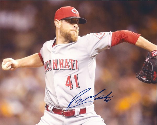 AUTOGRAPHED RYAN MATTHEUS 8X10 Cincinnati Reds Photo