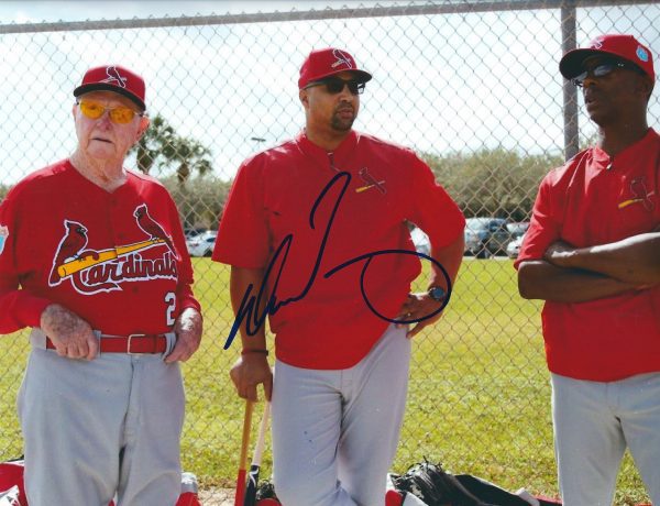 AUTOGRAPHED DERRICK MAY 8X10 St. Louis Cardinals photo