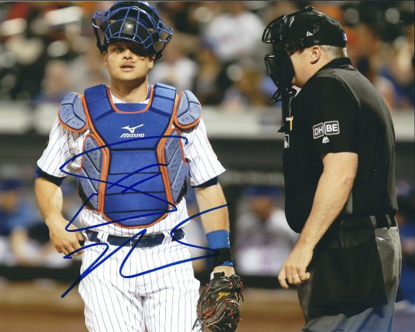 Autographed DEVIN MESORACO 8X10 New York Mets photo