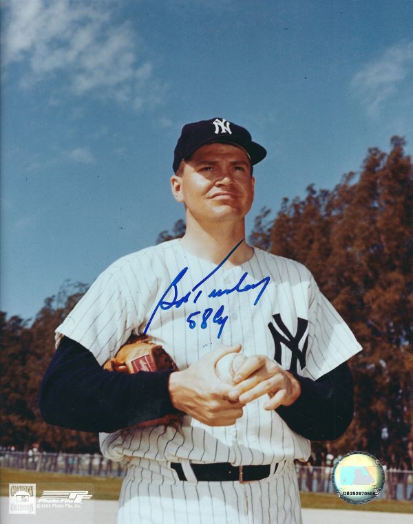 AUTOGRAPHED BOB TURLEY 8x10 New York Yankees Photo