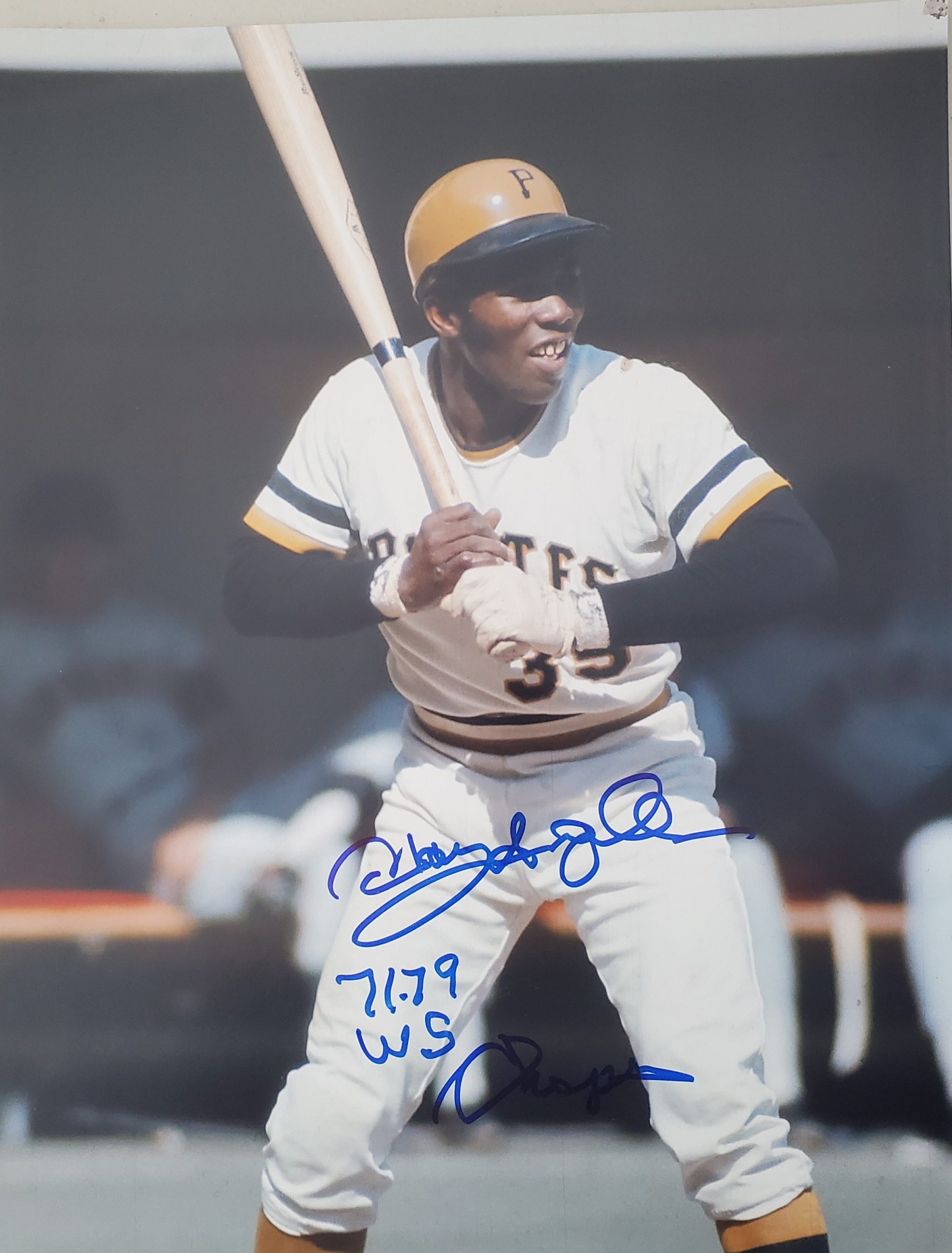 Autographed MANNY SANGUILLEN 11X14 Pittsburgh Pirates Photo - Main