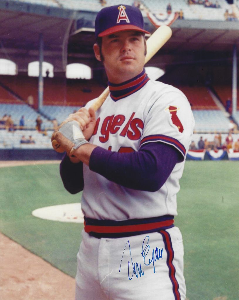 AUTOGRAPHED TOM EGAN 8x10 California Angels Photo - Main Line Autographs