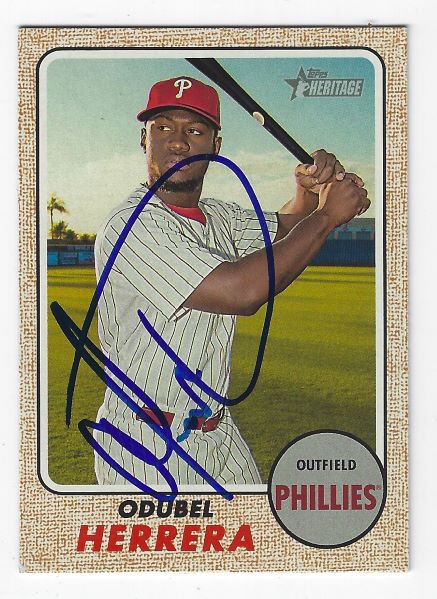 Autographed Hector Neris 2017 Topps Heritage Card