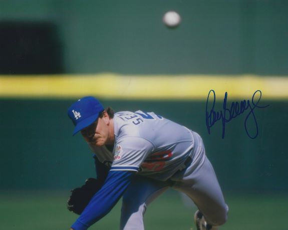 Steve Sax SIGNED Los Angeles Dodgers 8x10 Color Photo