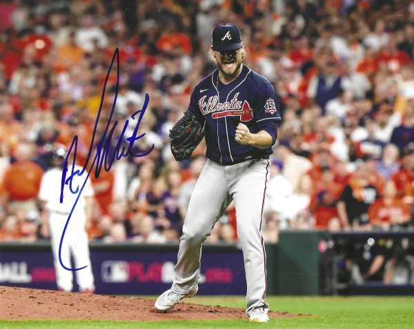 AUTOGRAPHED A.J. MINTER  8X10 Atlanta Braves photo