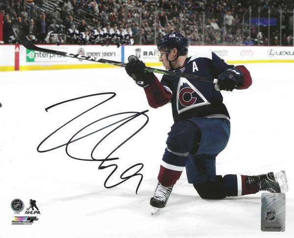 Autographed NATHAN MACKINNON 8x10 Colorado Avalanche Photo