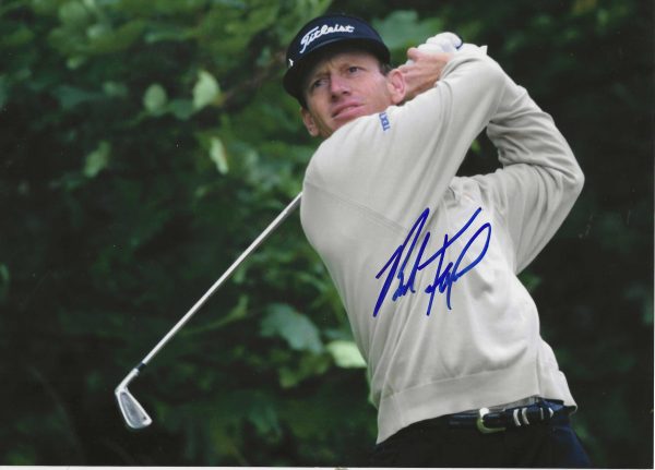 Autographed BRAD FAXON 8X10 PGA Tour Golf Photo