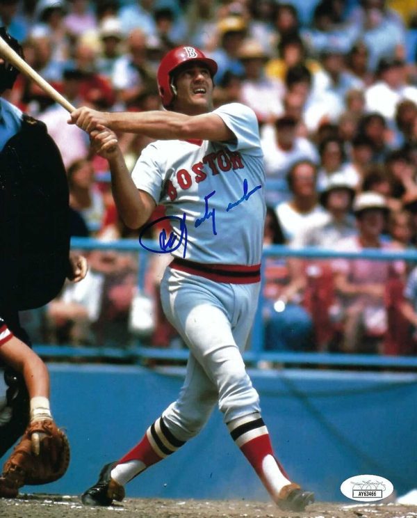 Autographed CARL YASTRZEMSKI 8X10 Boston Red Sox JSA COA