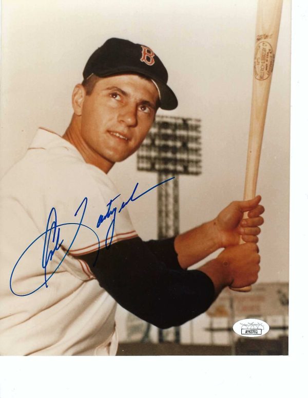 Autographed CARL YASTRZEMSKI 8X10 Boston Red Sox JSA COA