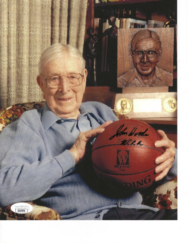 Autographed JOHN WOODEN 8x10 UCLA BRUINS photo JSA