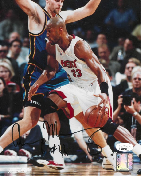 AUTOGRAPHED ALONZO MOURNING 8X10 Miami Heat Photo JSA