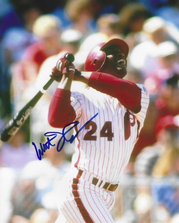 AUTOGRAPHED MILT  THOMPSON Philadelphia Phillies 8x10 Photo